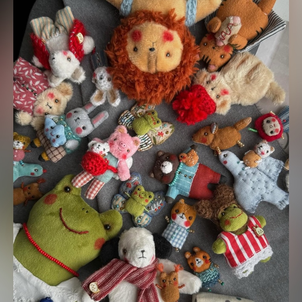 🧸🤎trinkets plushkly joint friends